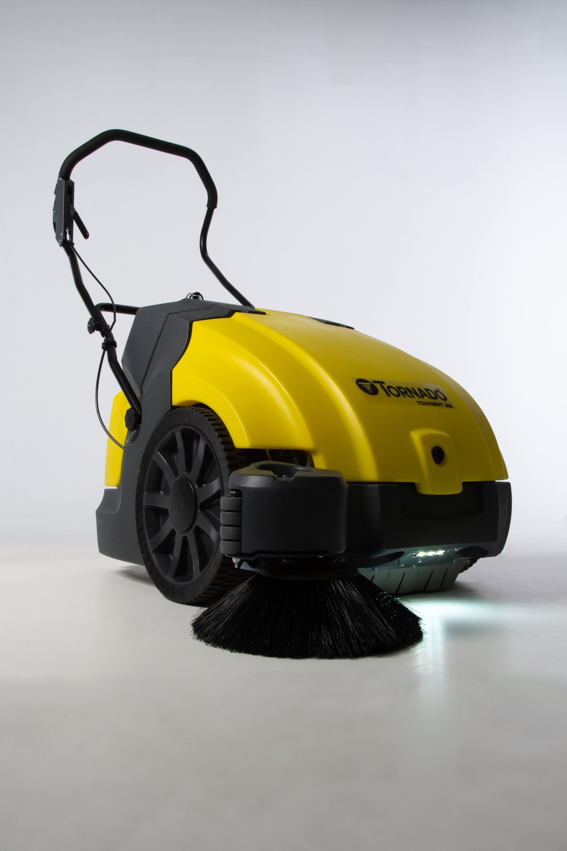 COMMERCIAL CLEANING EQUIPMENT